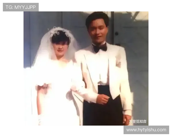 足球明星艾利的妻子揭秘她的生活与支持背后的故事